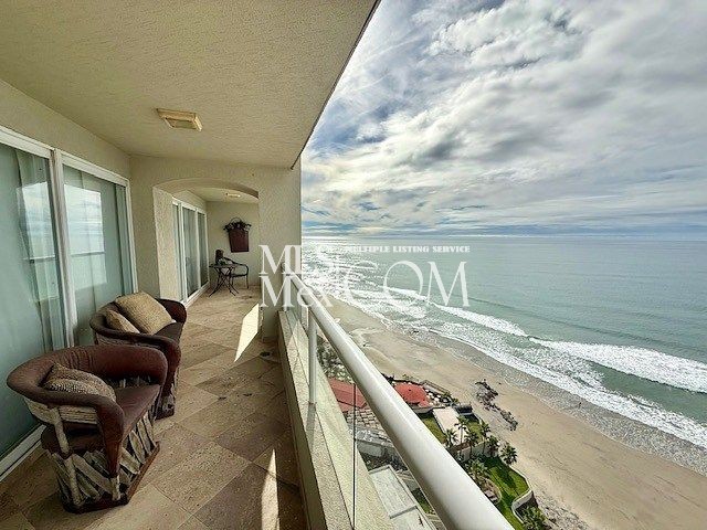 Luxury Oceanfront Condo for Rent in Rosarito | 3 Bed • 3 Bath | La Jolla del Mar | Near San Diego Border