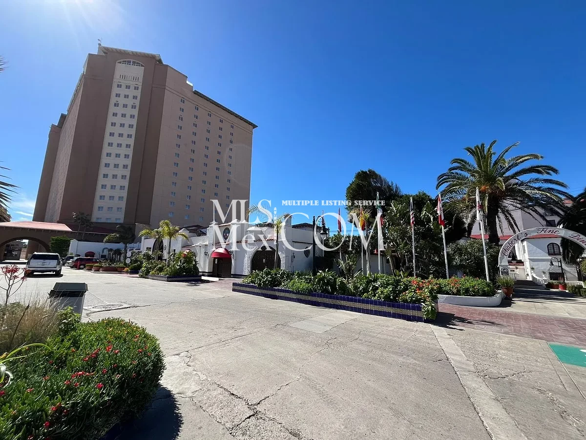 🌊 Oceanfront 2BR Condo at Rosarito Beach Hotel | Downtown Walkable | Resort Amenities | 25 Min to US Border  ⸻