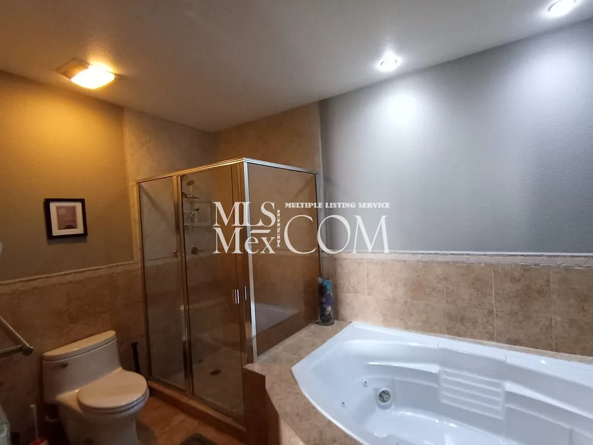 🌊 Oceanfront 2BR Condo in Las Palmas Popotla Rosarito | Pools, Gym & Beach Access | 30 Min to US Border  ⸻