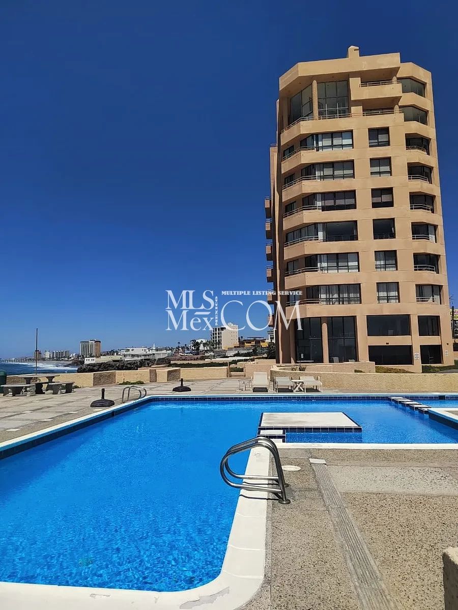 Oceanfront Furnished Condo for Rent in Rosarito, Baja California | 1 🛏️ | 2 🛁 | Private Beach | Near San Diego Border