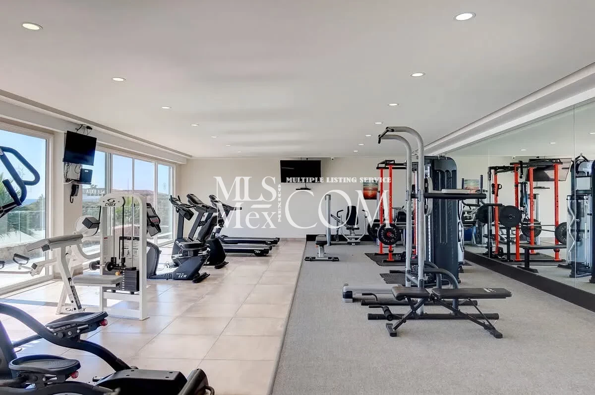 Luxury Oceanfront Condo for Rent in La Jolla Excellence Rosarito | 3 Bedroom Furnished Beachfront Condo Near San Diego