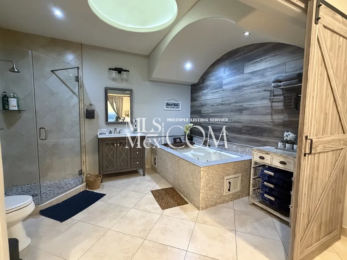 Luxury Oceanfront Condo for Rent in Rosarito, Baja California | 3 🛏️ | Beachfront | Resort Amenities | Near San Diego