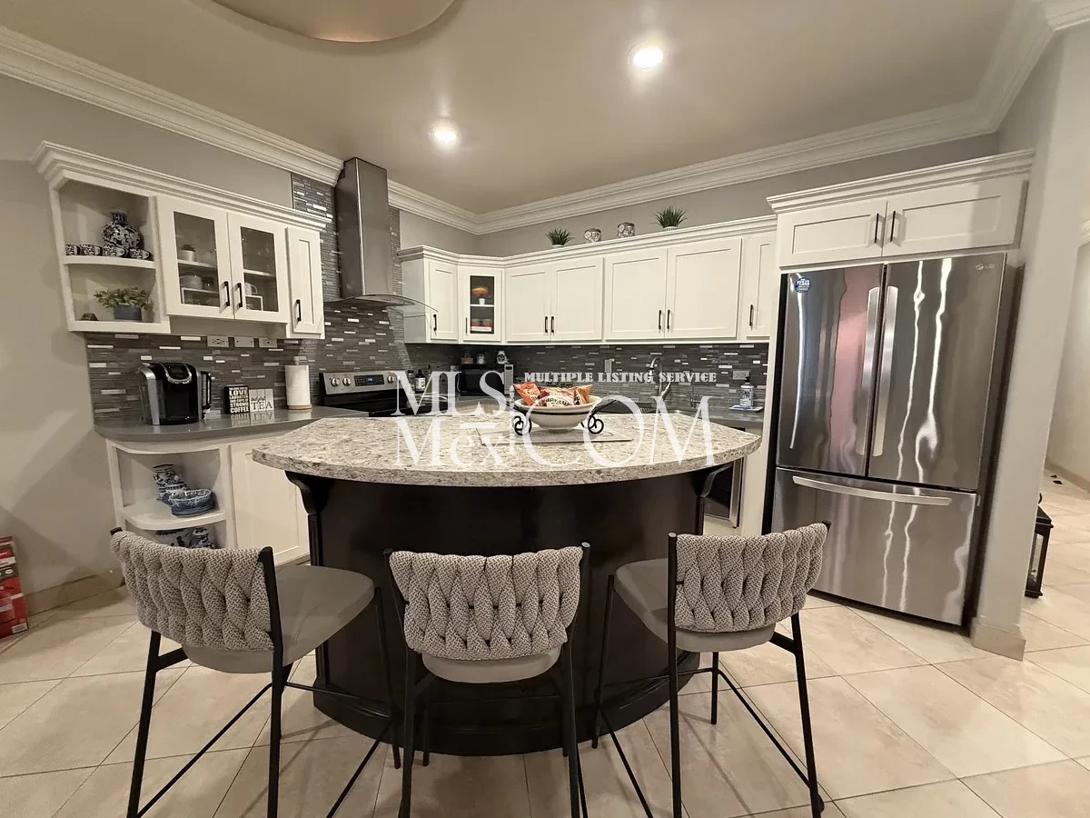 Luxury Oceanfront Condo for Rent in Rosarito, Baja California | 3 🛏️ | Beachfront | Resort Amenities | Near San Diego