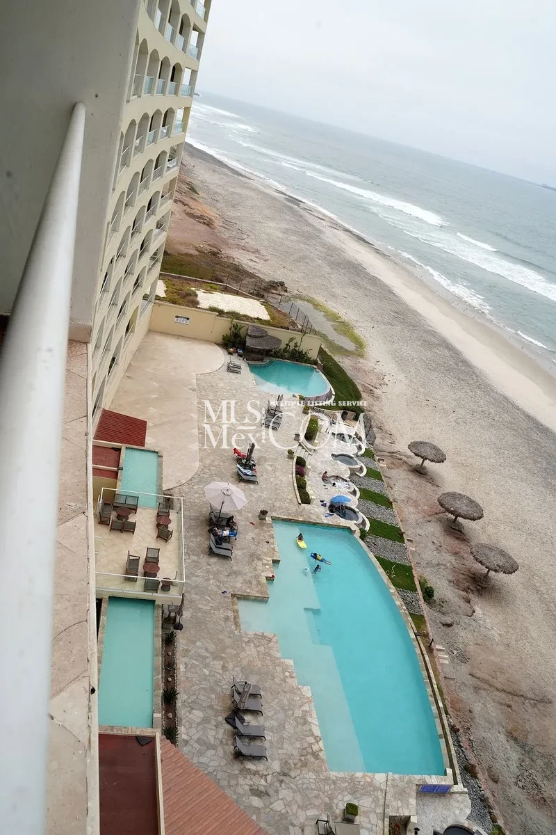 Oceanfront Condo for Rent in Rosarito, Baja California | 3 🛏️ | Resort Amenities | Pet Friendly | Near San Diego Border