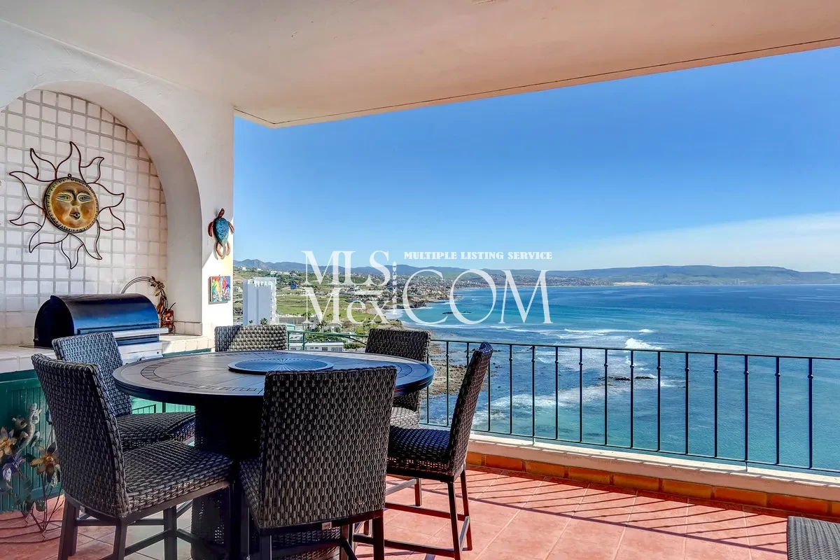 Luxury Oceanfront Condo for Rent in Club Marena, Rosarito | 2 🛏️ | Beachfront | Resort Amenities | Near San Diego