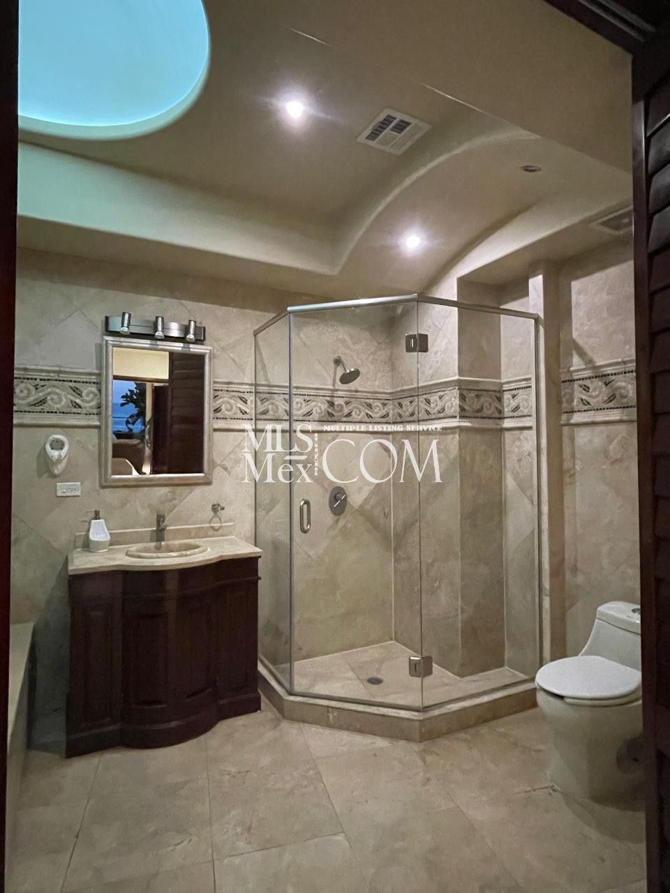 🌊 Ocean View Condo for Rent at Las Olas Grand Rosarito – Furnished 2BR Beachfront Rental Near K38
