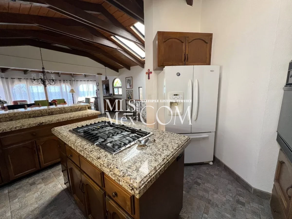 Luxury Oceanfront Villa for Rent in Las Gaviotas, Rosarito