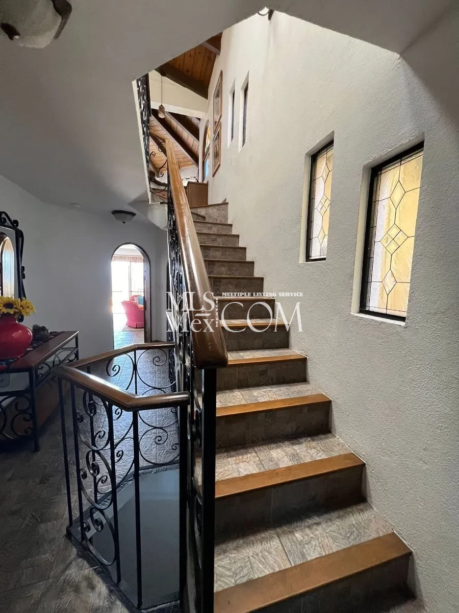 Luxury Oceanfront Villa for Rent in Las Gaviotas, Rosarito