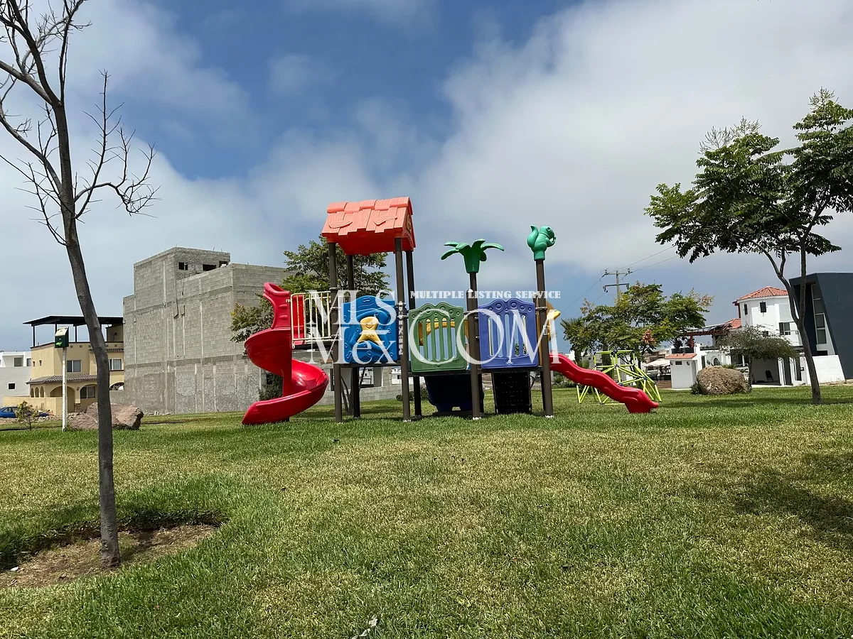 Furnished 2BR Apartment for Rent in Punta Azul Rosarito | Pool, Gym & 24/7 Security