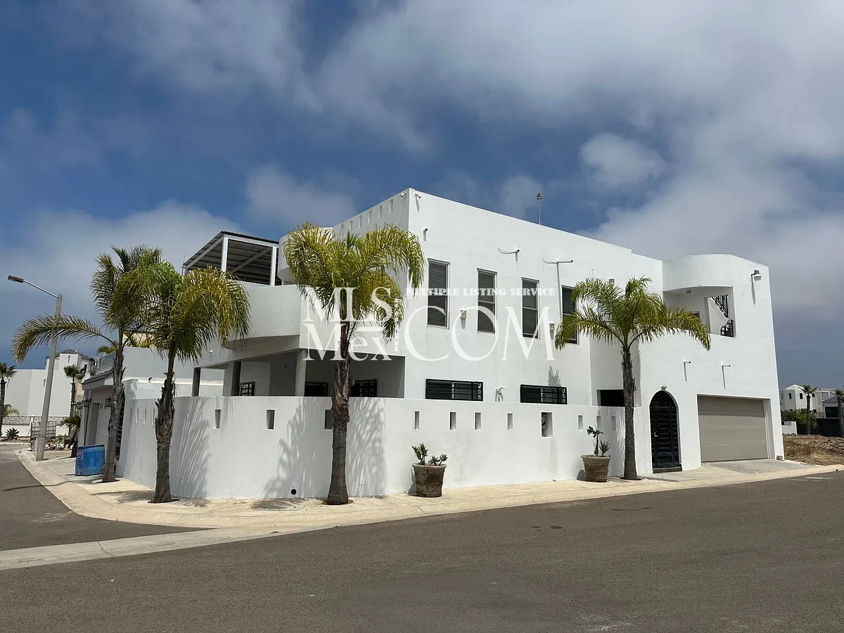 Furnished 2BR Apartment for Rent in Punta Azul Rosarito | Pool, Gym & 24/7 Security
