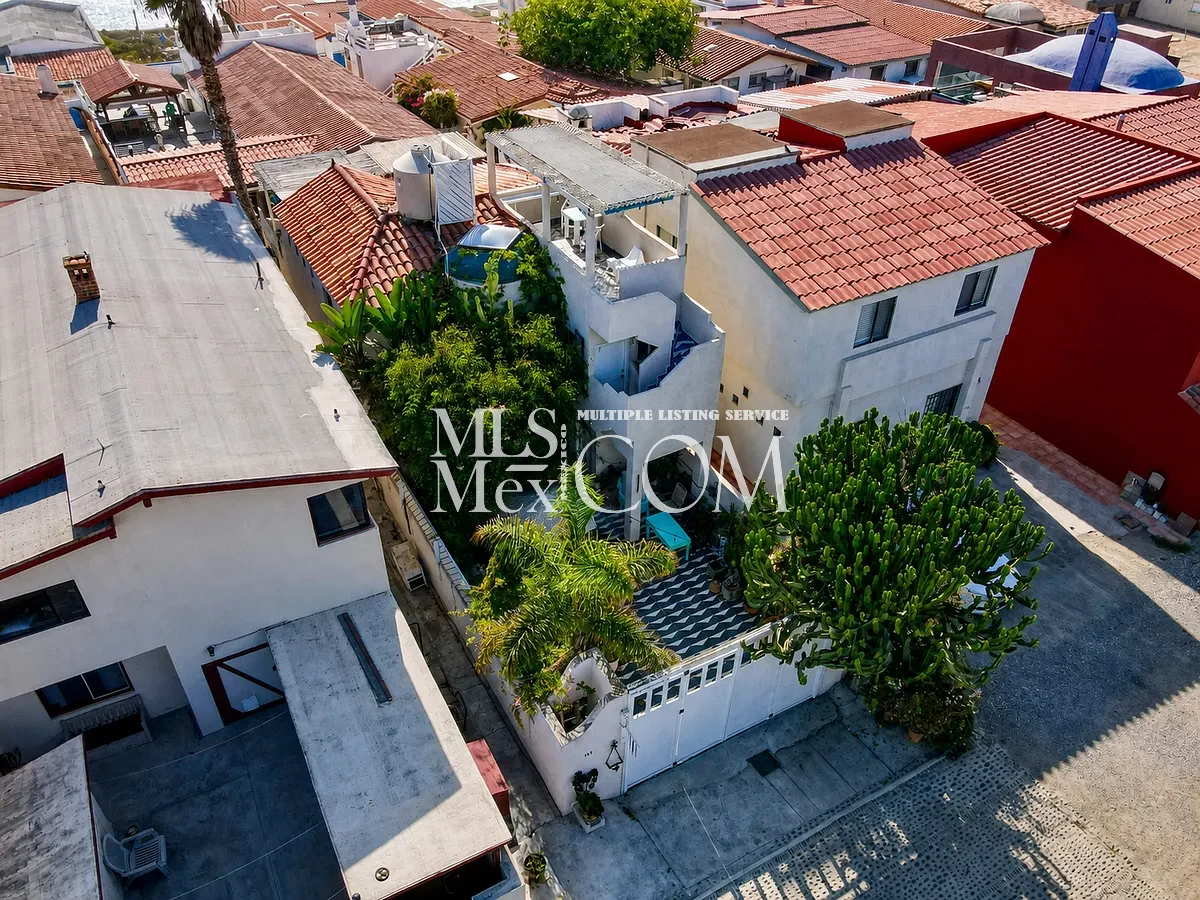 4BR Oceanfront House for Rent in Baja del Mar, Rosarito | Near San Diego