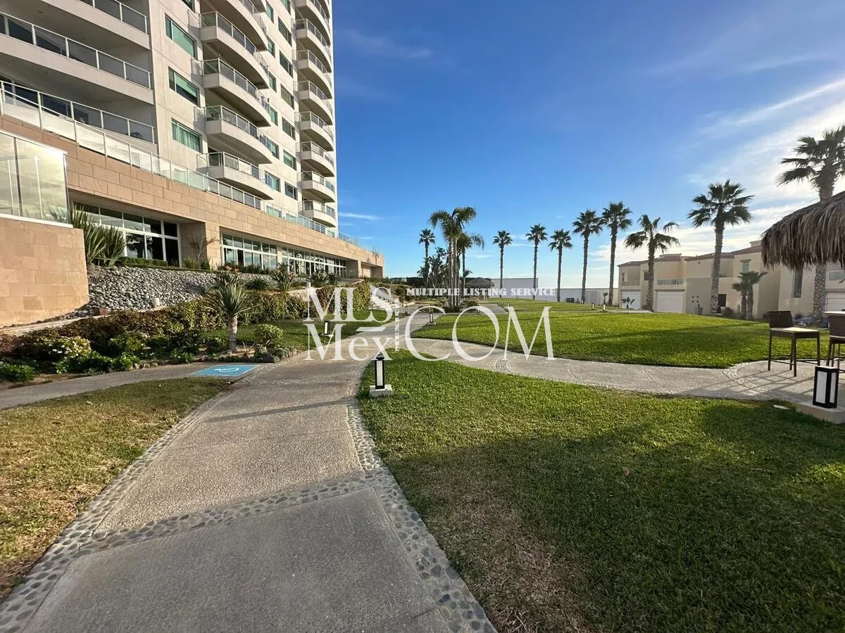 Luxury Oceanfront 3BR Condo for Rent in Palacio del Mar – Resort Amenities & 24/7 Security