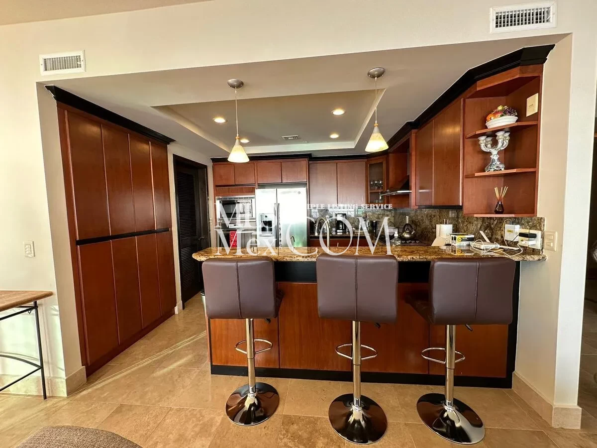 Luxury Oceanfront 3BR Condo for Rent in Palacio del Mar – Resort Amenities & 24/7 Security