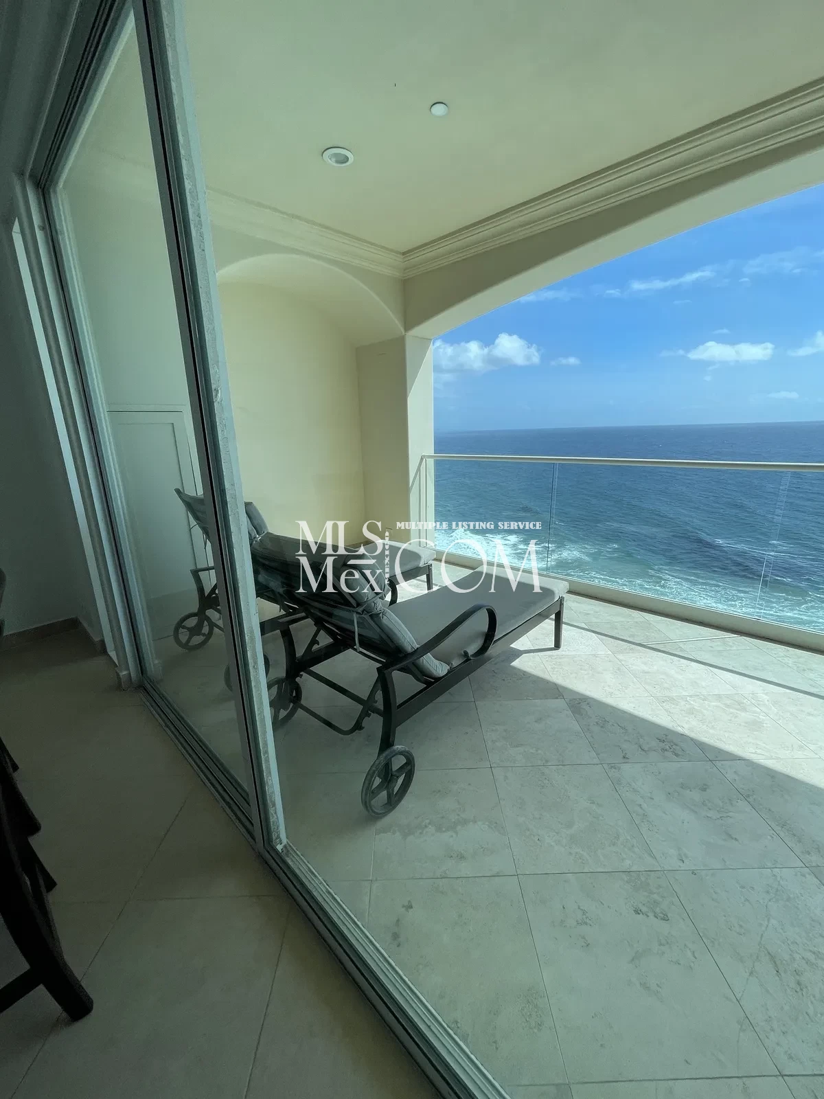 Oceanfront 2BR Condo for Rent at Las Olas Grand – Luxury Amenities & Stunning Terrace Views
