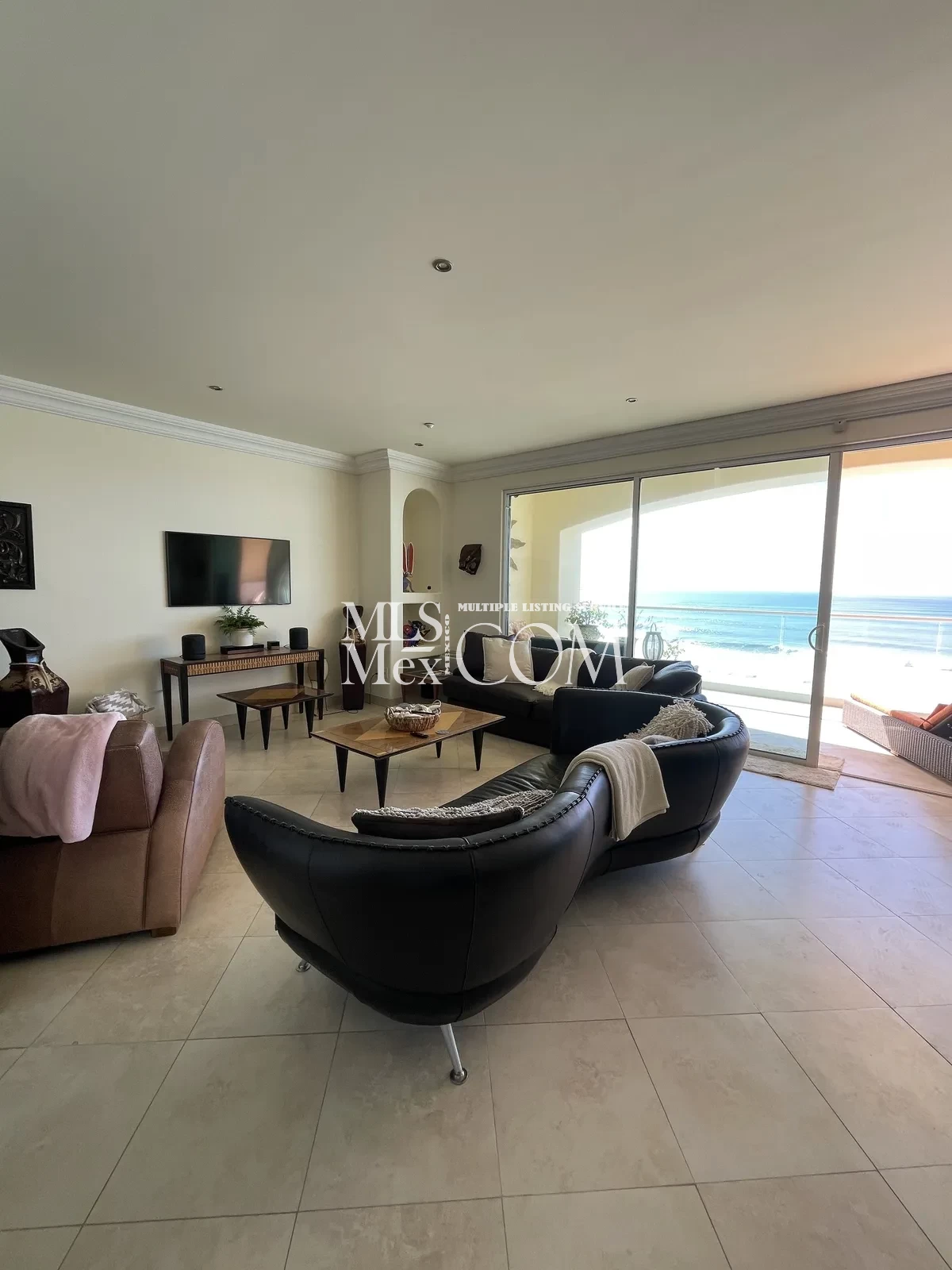 Oceanview 2BR/2BA Condo for Rent in Las Olas Grand | Beach Access, Pool, Gym & Security 🌊✨