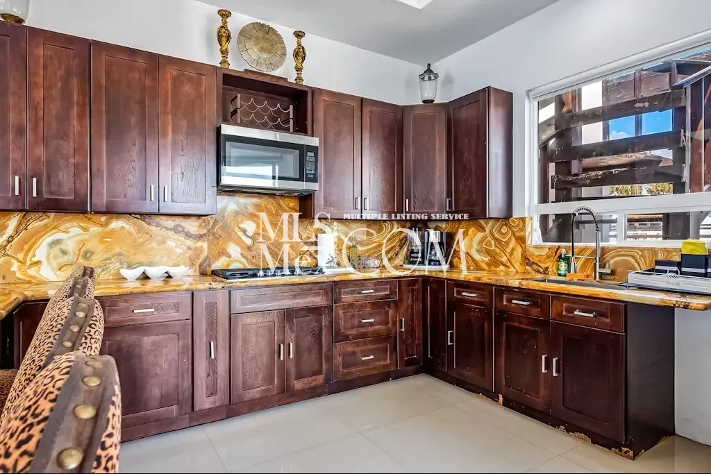 Oceanfront Villa for Rent in La Paloma Rosarito | 3BR 🛏️ 2.5BA 🛁 | Pet Friendly 🐾 | $3,200 USD