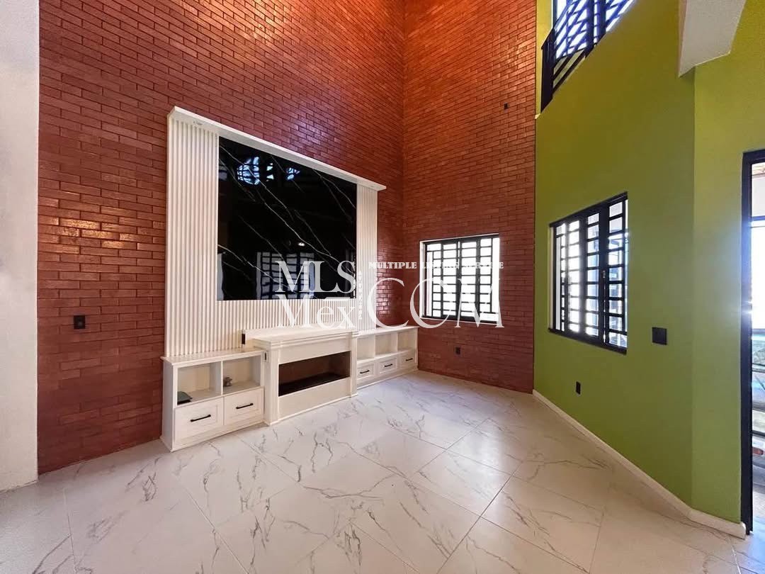 🏡 Hacienda-Style 3BR Home for Rent in Rosarito | Ocean View | Pet Friendly | 35 Min to US Border  ⸻