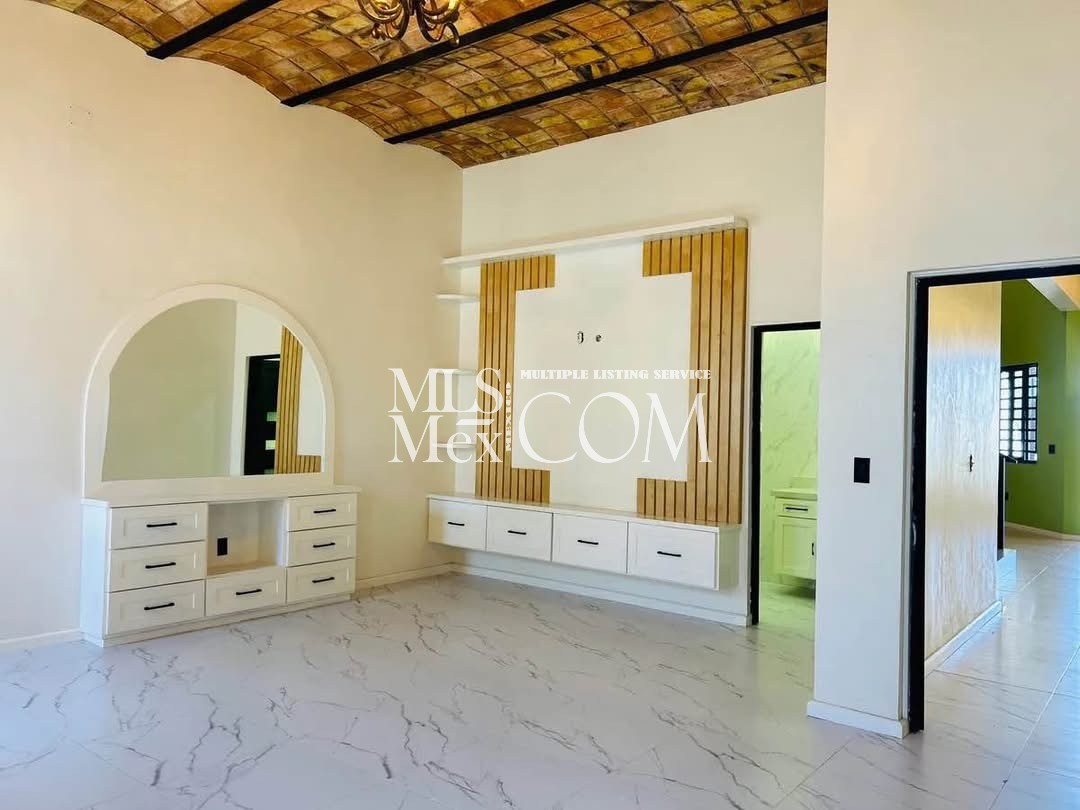 🏡 Hacienda-Style 3BR Home for Rent in Rosarito | Ocean View | Pet Friendly | 35 Min to US Border  ⸻