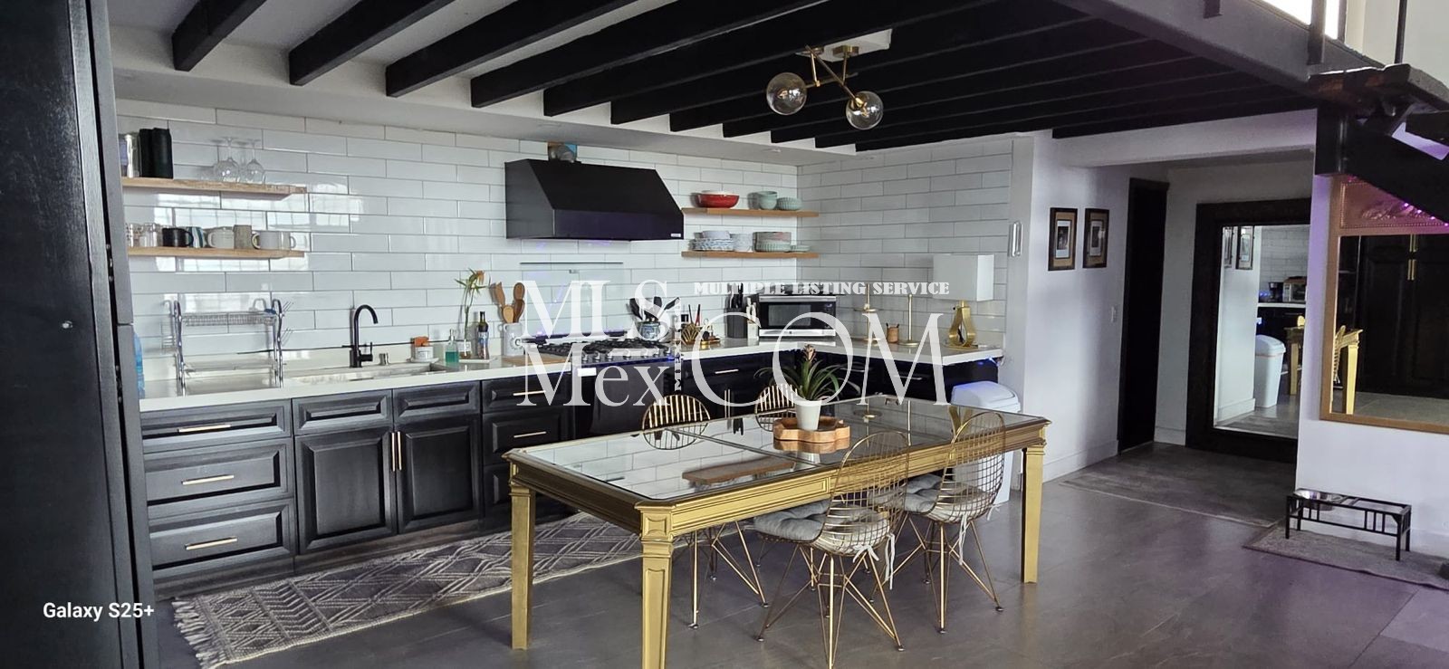 Luxury Furnished 3-Bedroom Home Near K38 with High Ceilings, Balcony & 9 Beds | Sleeps Up to 14 Guests