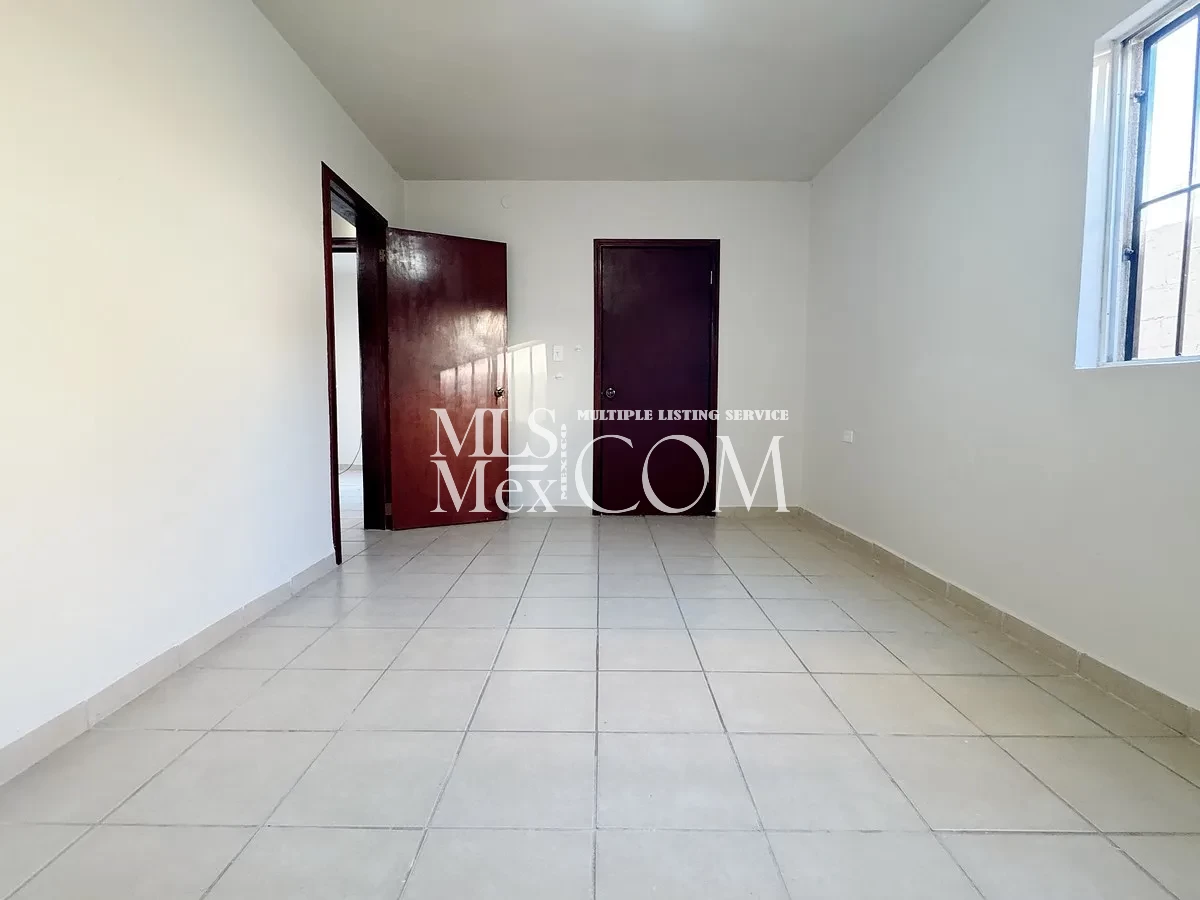 🏡 4-Bedroom Pet-Friendly House for Rent in Central Rosarito | $1,200 USD