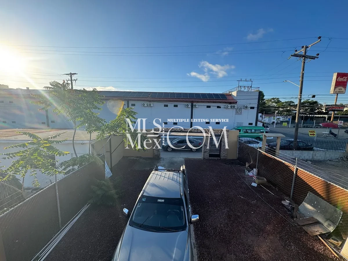 🏡 4-Bedroom Pet-Friendly House for Rent in Central Rosarito | $1,200 USD