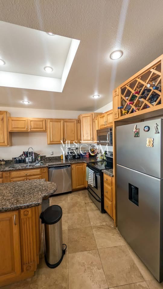 🌊 Oceanfront 2-Bedroom Condo for Sale in Rosarito, Baja California | 8th Floor | $399,900 USD