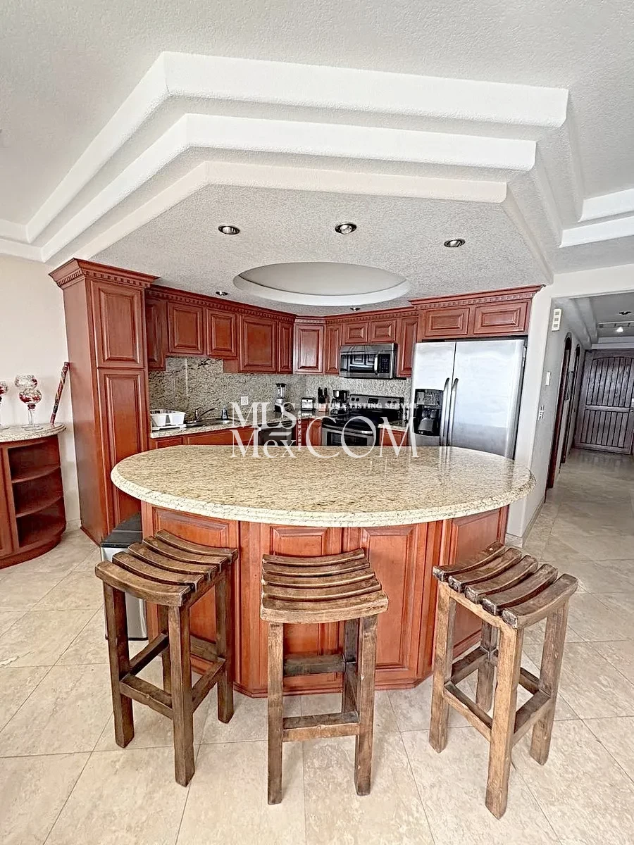 2BR 1,500ft Condo in Rosarito | Gated Community | 30 Min to US Border