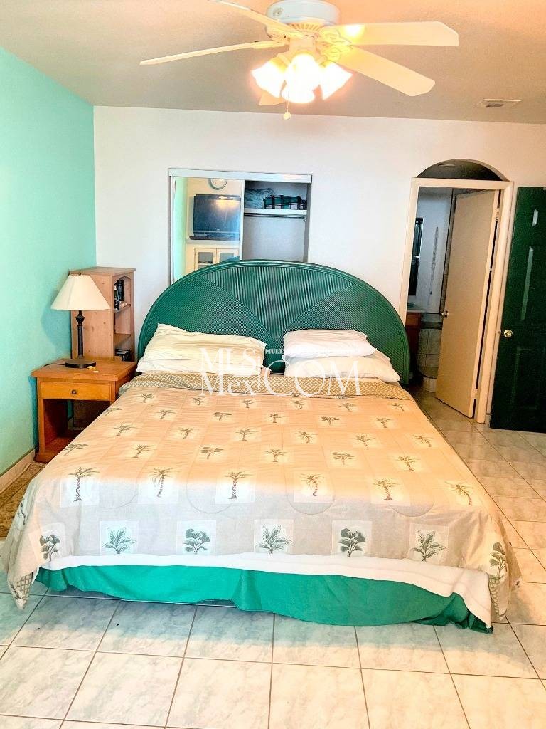 🌅 Oceanfront 2BR Condo in the Heart of Rosarito Beach – $1,450/month